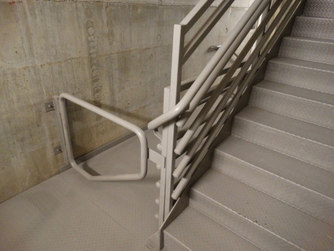 ibc stair barrier gate